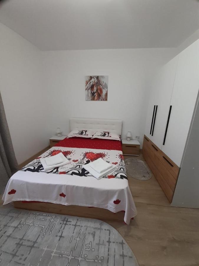 Apartament Ultra Central Marly グラ・フモアルルイ エクステリア 写真