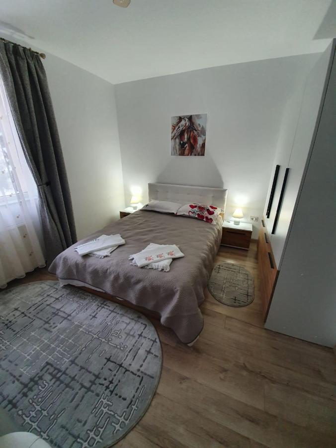 Apartament Ultra Central Marly グラ・フモアルルイ エクステリア 写真